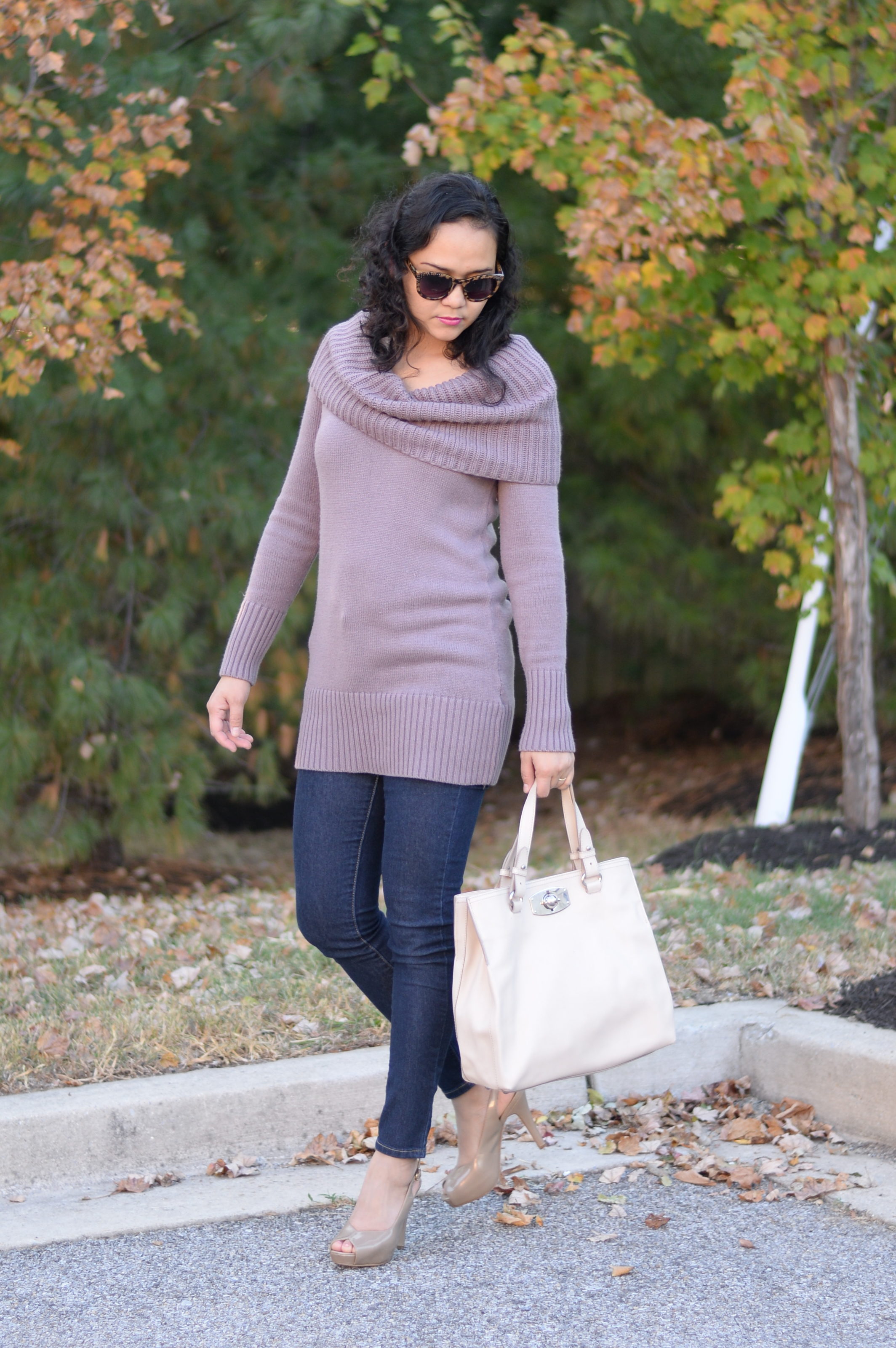 Loose turtleneck fall outfit