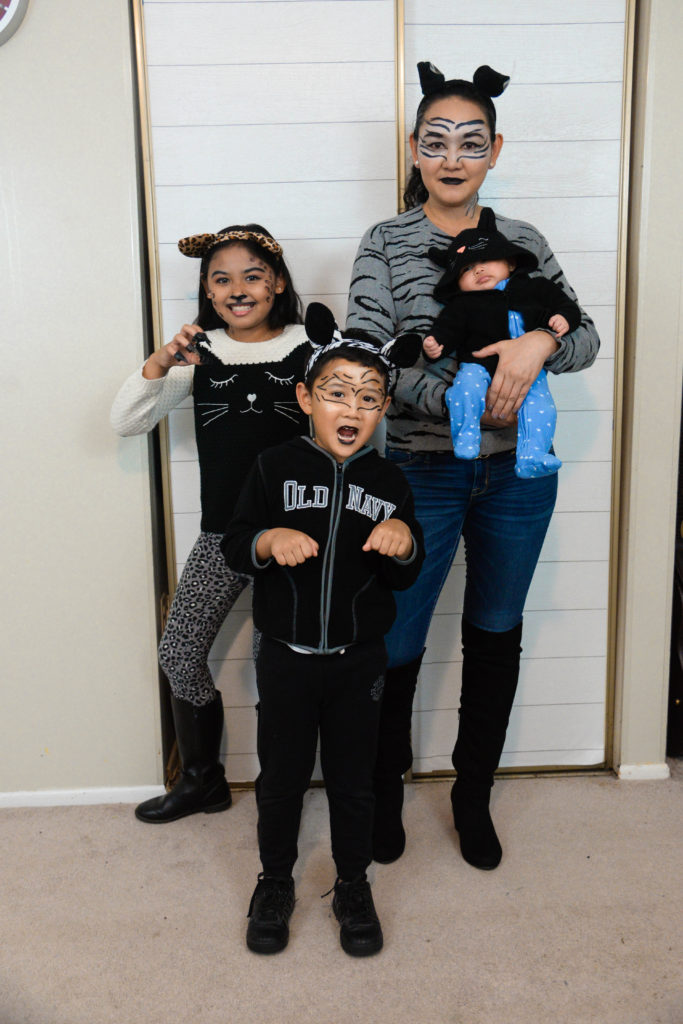 Simplychristianne Version of DIY Family Halloween Costume