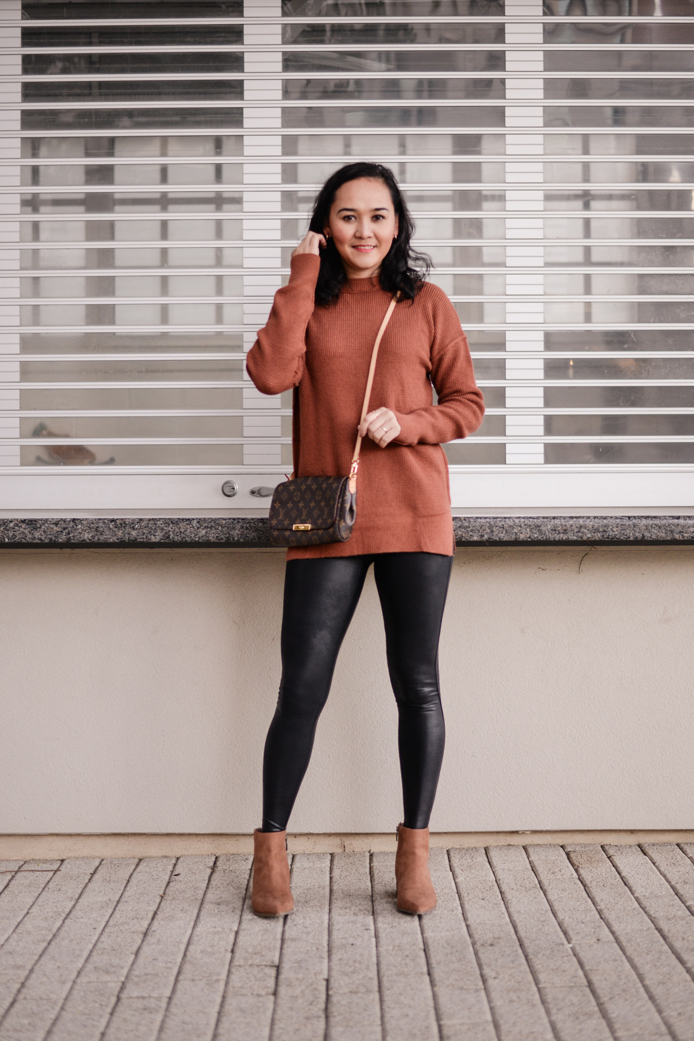 Workwear Outfit Idea with Split Hem Leggings - Lil bits of Chic