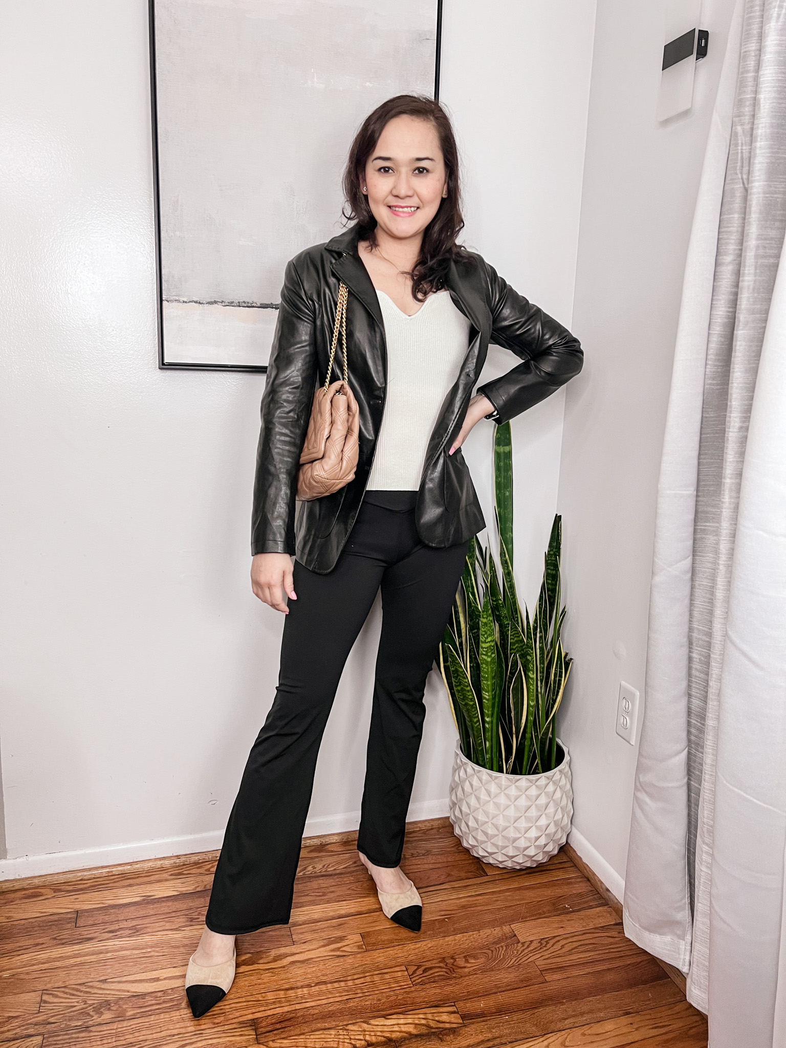 How To Style Flared Leggings - SimplyChristianne
